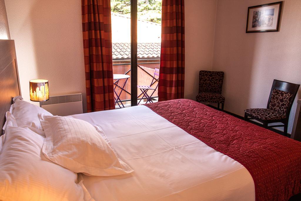 Hotel Les Amandiers تورنو-سور-رون المظهر الخارجي الصورة