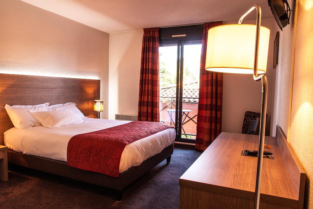 Hotel Les Amandiers تورنو-سور-رون المظهر الخارجي الصورة