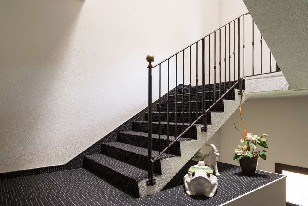 Hotel Les Amandiers تورنو-سور-رون وسائل الراحة الصورة